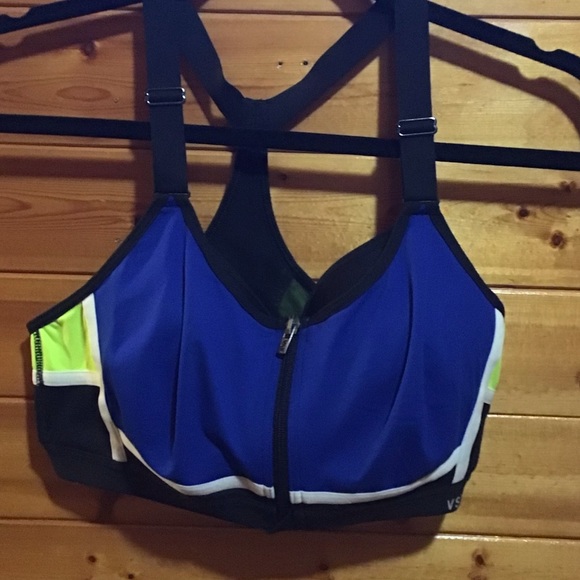 VICTORIAS SECRET VSX WIRELESS KNOCKOUT SPORTS BRA NWOT - Picture 4 of 4